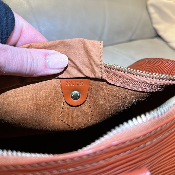 Louis Vuitton Speedy 30 Kenyan Epi Leather - Picture 10 of 12